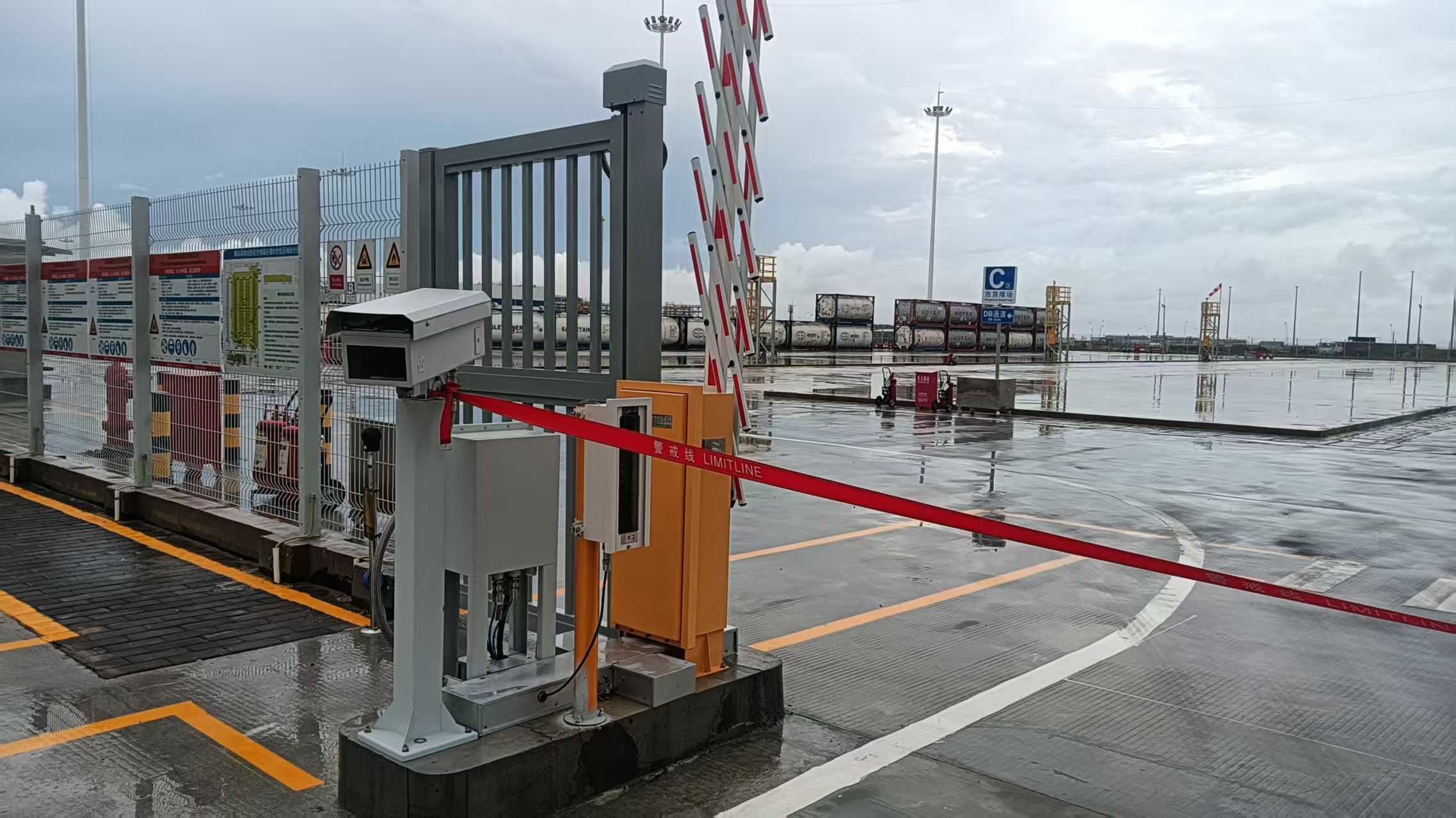 湛江斯巴夫化工厂区通道管理